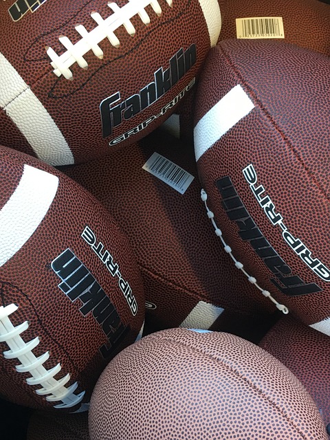 在这场充满 在这场充满